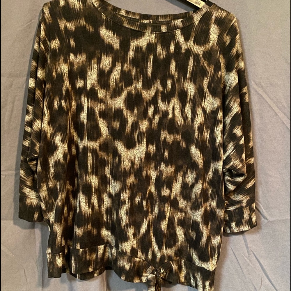 Women’s blouse